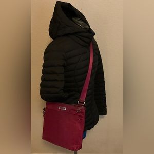 EUC Tumi Voyageur Capri Crossbody